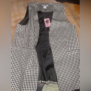 Sincerely Jules Vest